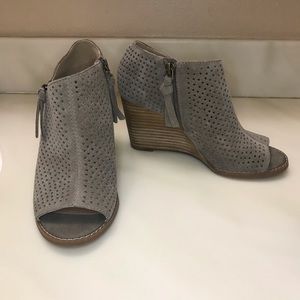 Lucky Brand Suede Wedges